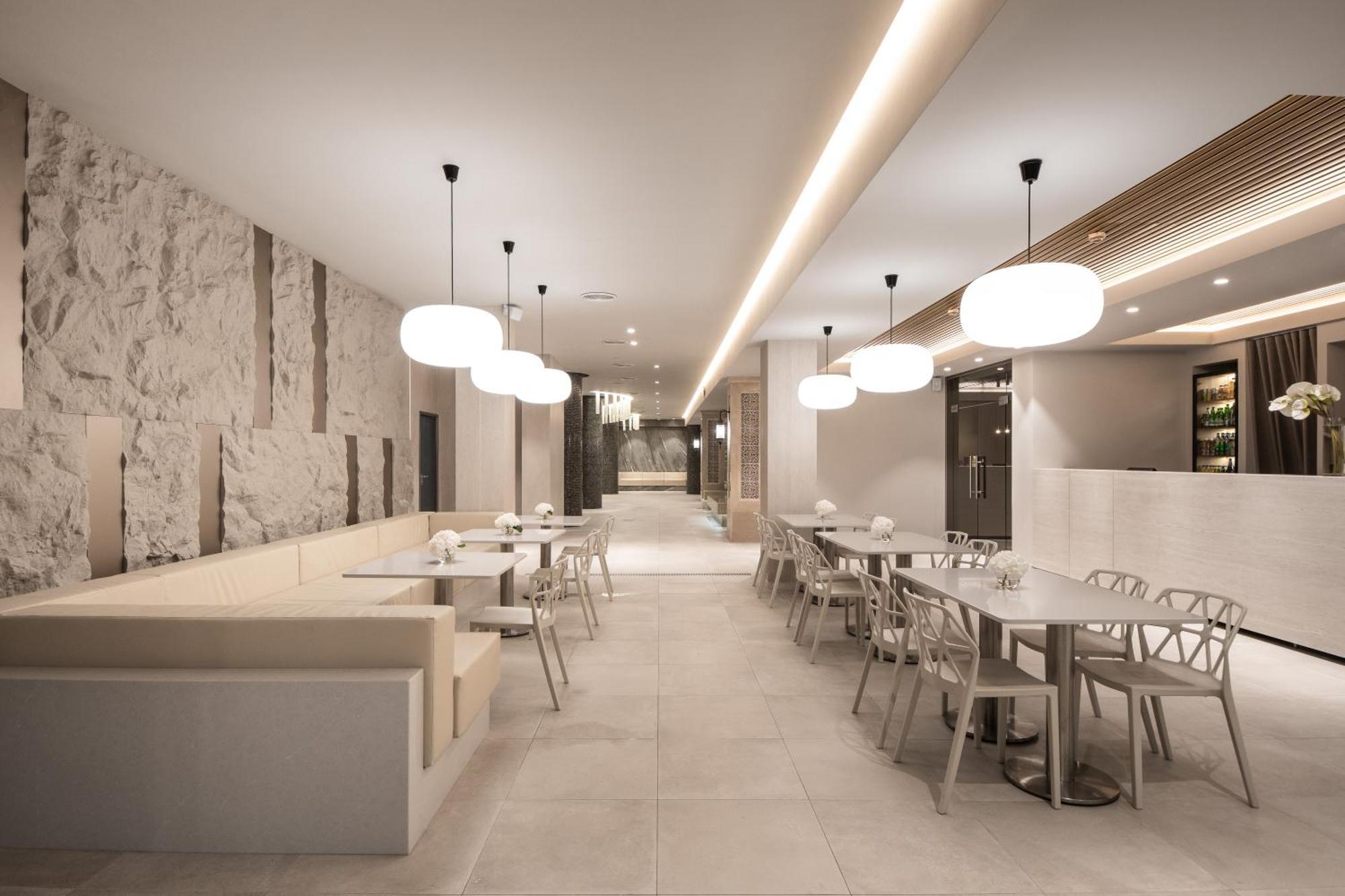 Aquaperla Hotel & Spa Кишинёв Экстерьер фото
